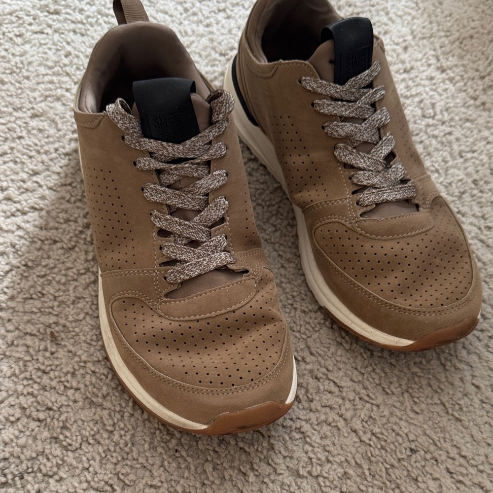 Steve Madden Tan Suede Sneakers